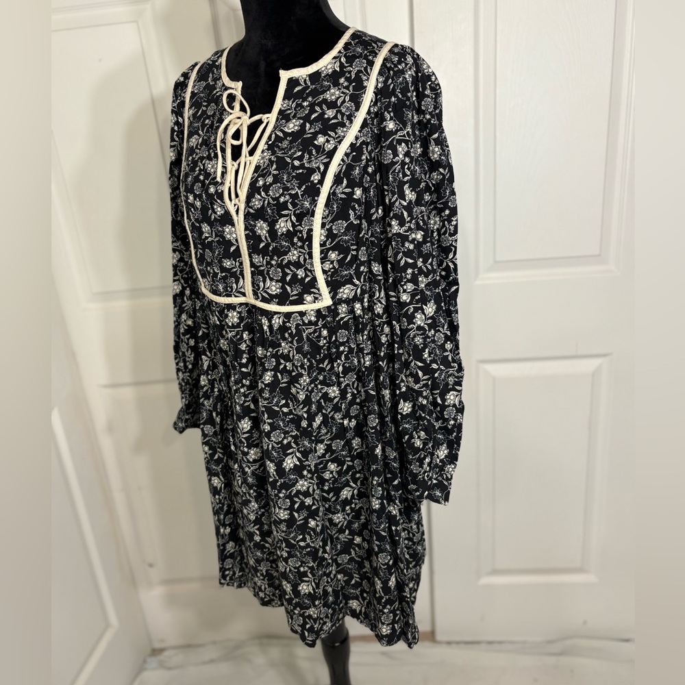 Size large long sleeve dress